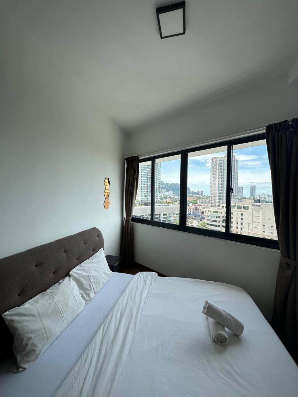 The Landmark Comfort Relax Spacious Sea View By Iz Tanjung Tokong Eksteriør billede